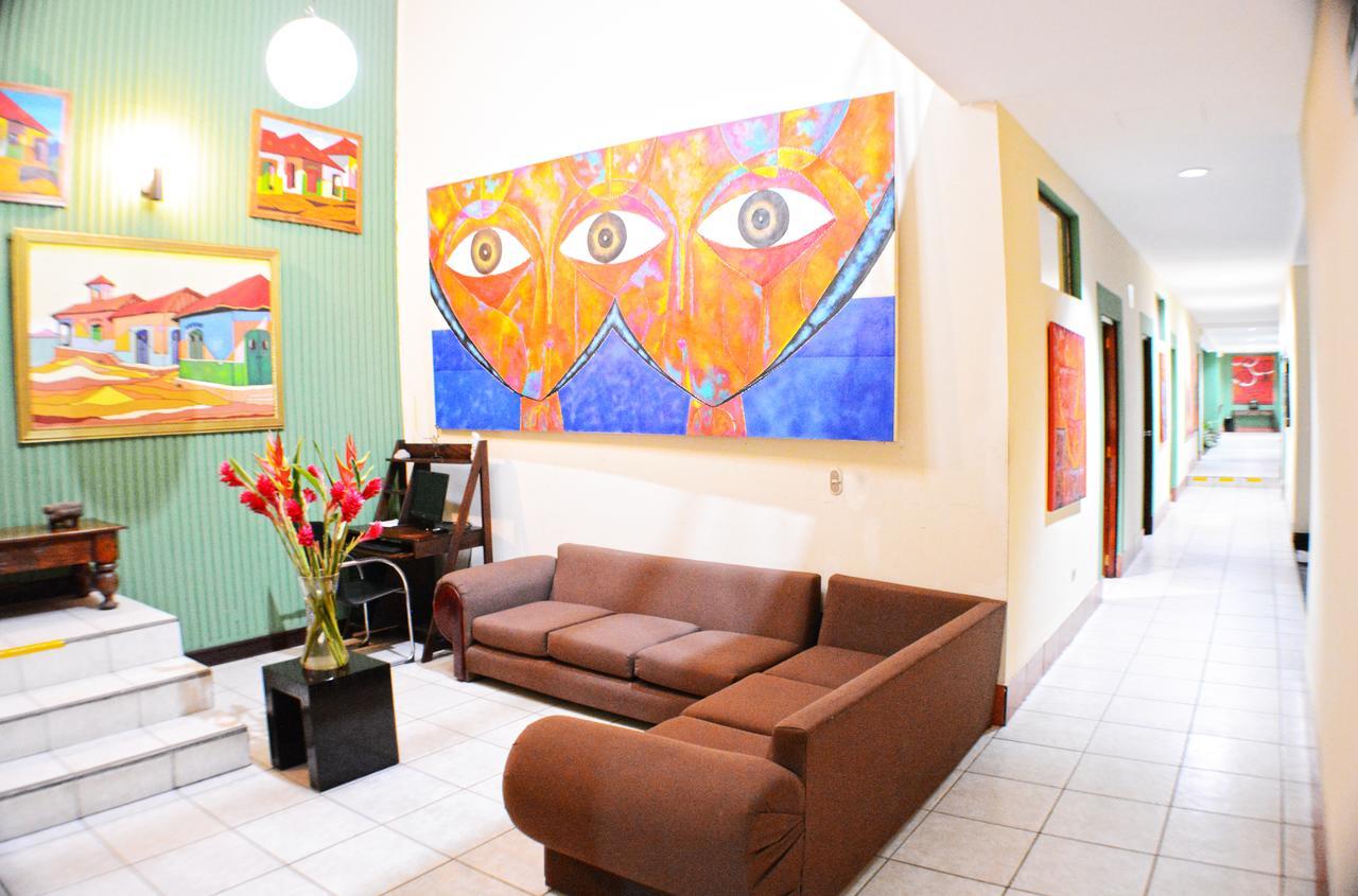 Hotel Plaza Cosiguina チナンデガ エクステリア 写真